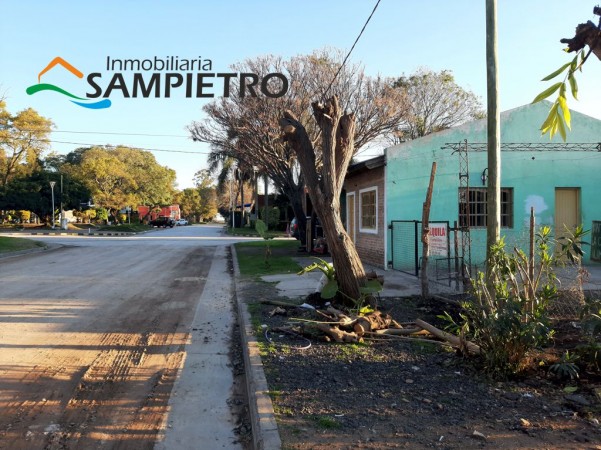 Casa 1 dormitorio y patio a metros de la plaza, Villa Urquiza