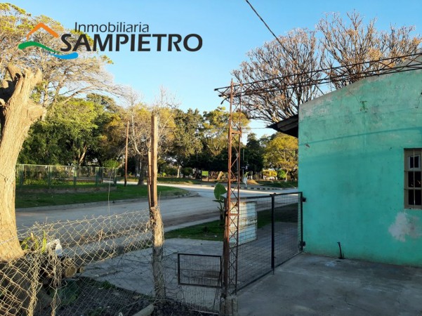 Casa 1 dormitorio y patio a metros de la plaza, Villa Urquiza