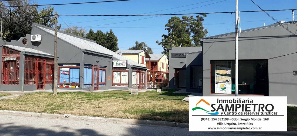 Local comercial frente a la plaza, Villa Urquiza