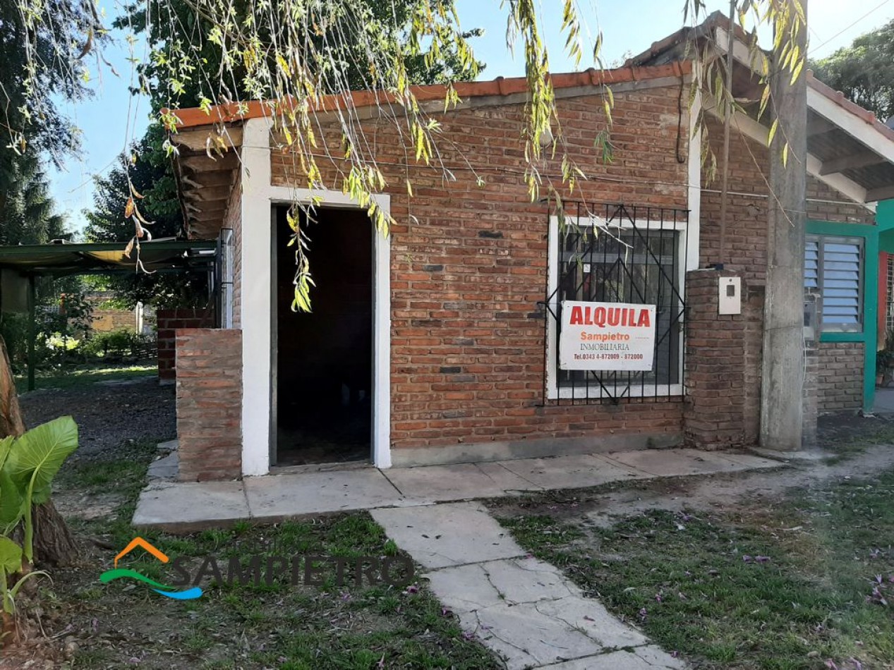 Local comercial esquina de la plaza principal, Villa Urquiza