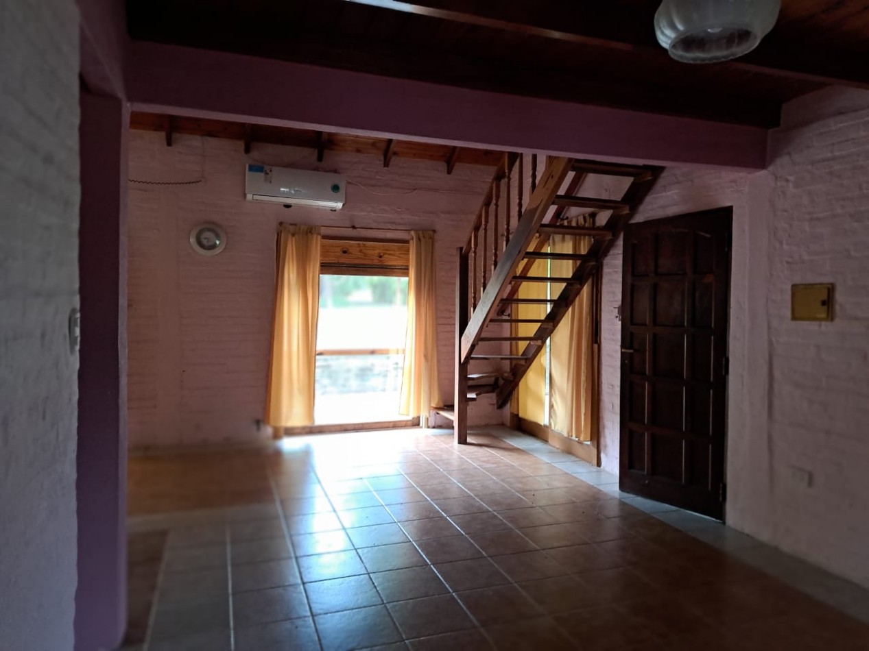 Casa quinta con pileta, amplio terreno, buena ubicacion