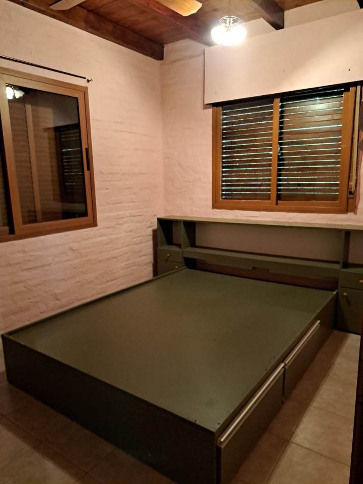 Casa quinta con pileta, amplio terreno, buena ubicacion