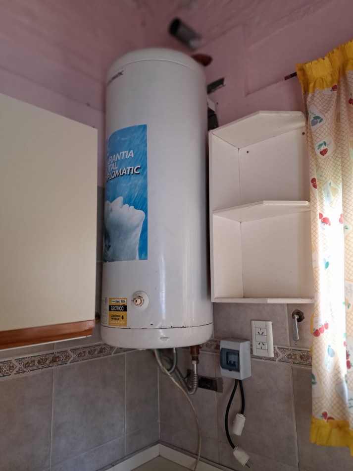 Casa quinta con pileta, amplio terreno, buena ubicacion