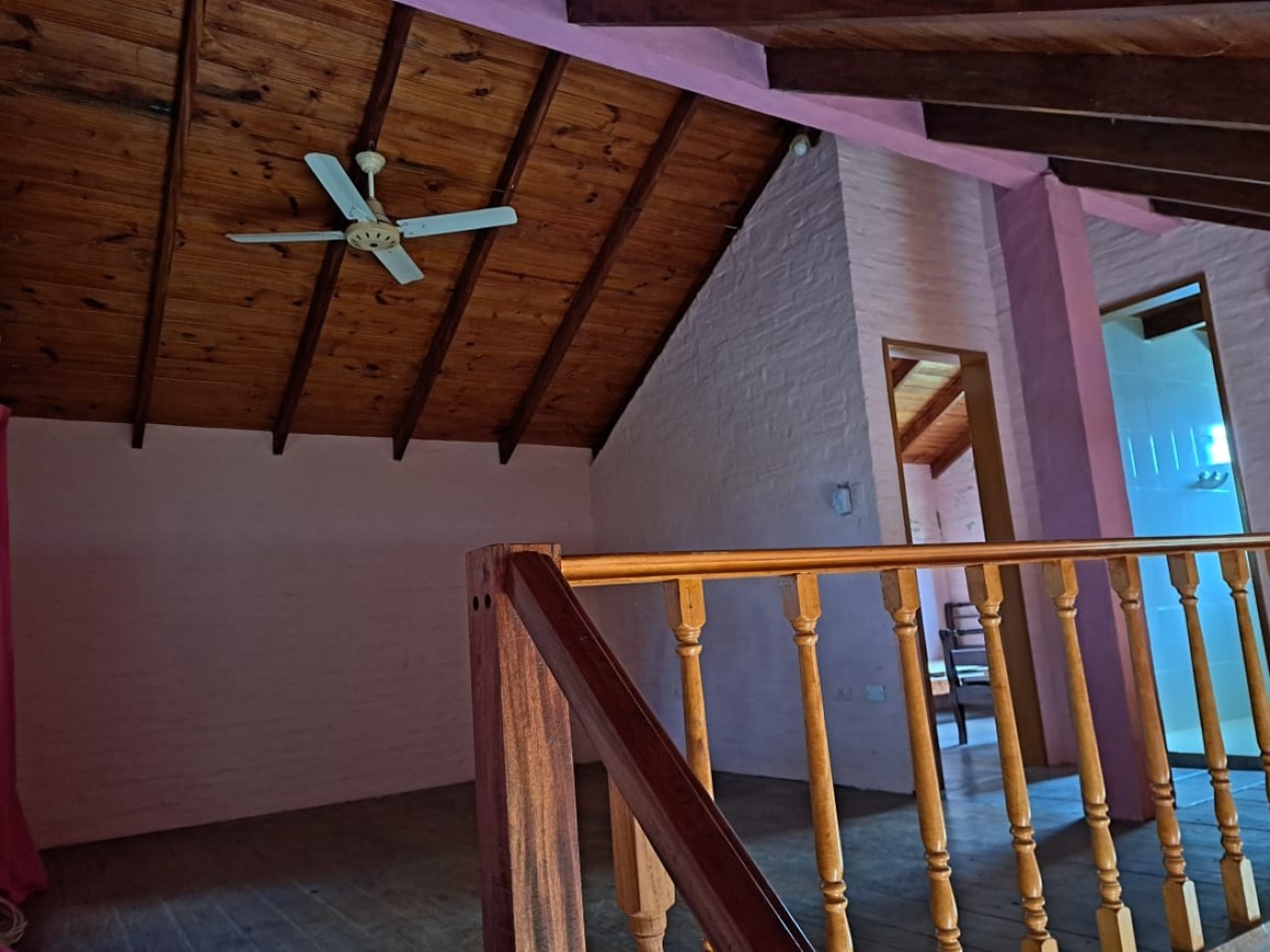 Casa quinta con pileta, amplio terreno, buena ubicacion