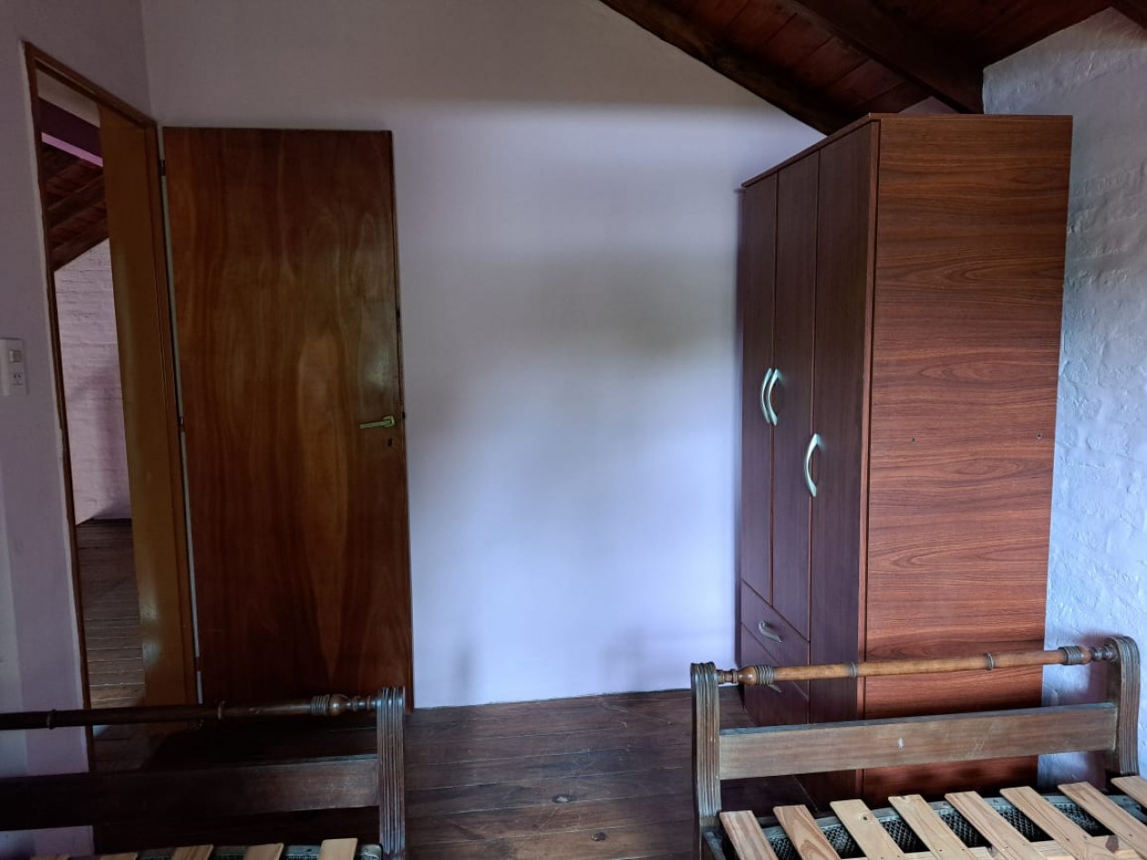 Casa quinta con pileta, amplio terreno, buena ubicacion