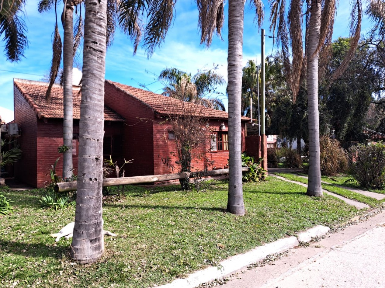 Casa centrica, 1 dormitorio, cochera, Villa Urquiza