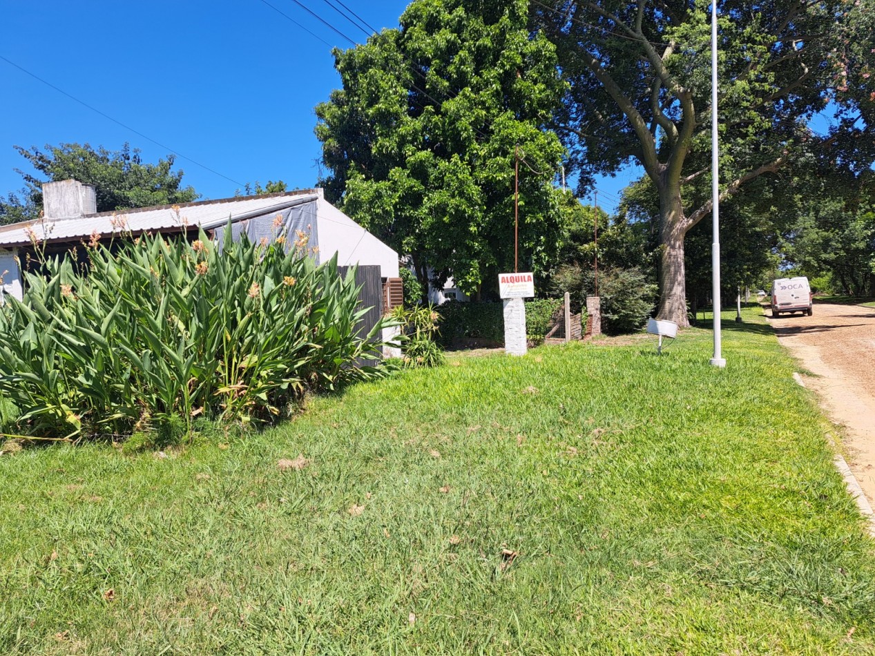 Casa 2 dormitorios amplio parquizado