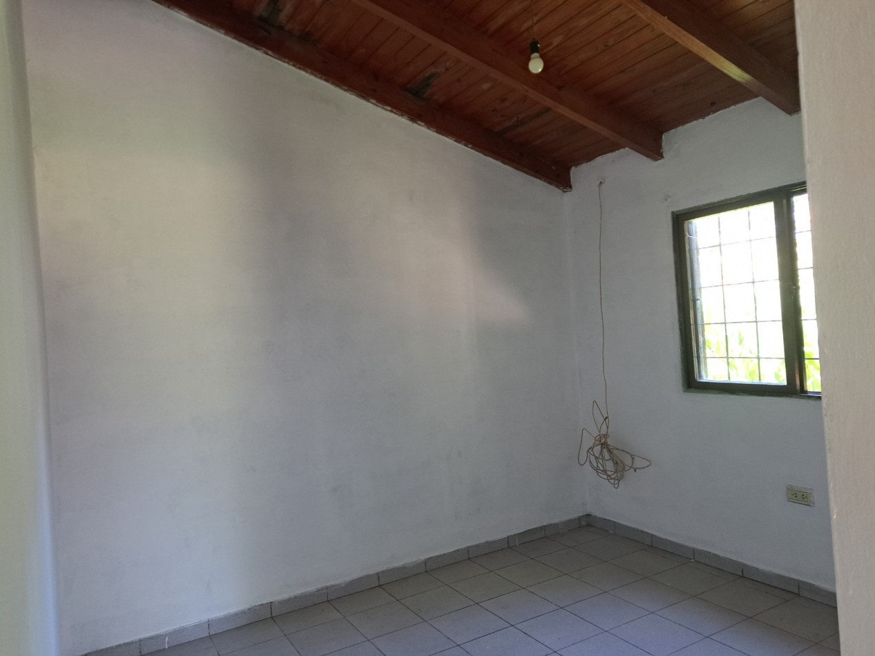 Casa 2 dormitorios amplio parquizado