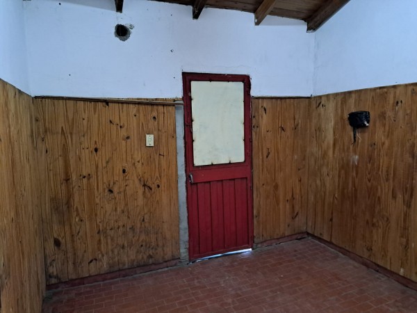 Local comercial esquina plaza Villa Urquiza