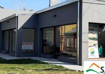 Local comercial frente a la plaza, Villa Urquiza