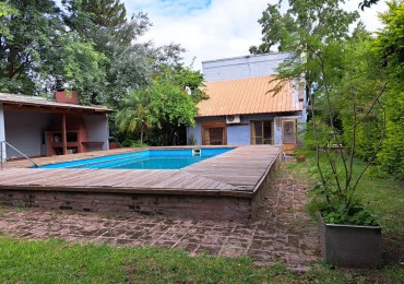 Casa quinta con pileta, amplio terreno, buena ubicacion